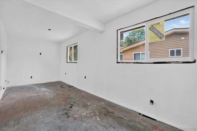 3504 Creekwood Drive, Bridgeport Charter Township, MI 48601