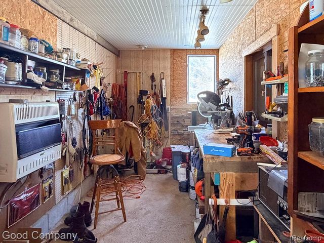 1849 E Pratt Lake Road, Sage Township, MI 48624