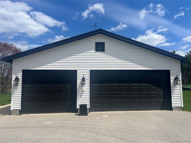 1849 E Pratt Lake Road, Sage Township, MI 48624