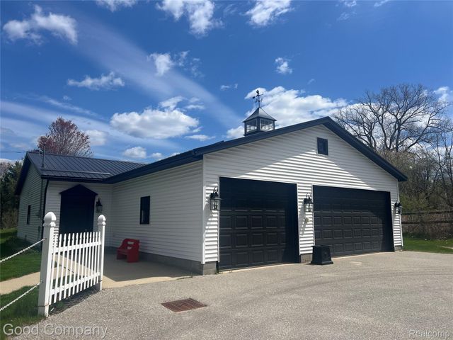 1849 E Pratt Lake Road, Sage Township, MI 48624
