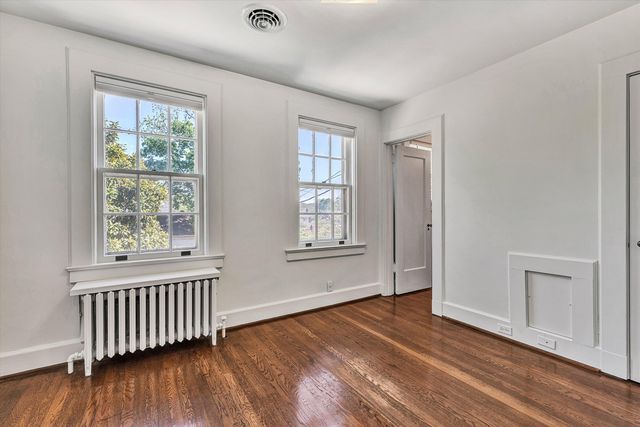 1902 Grandin RD, Roanoke, VA 24015