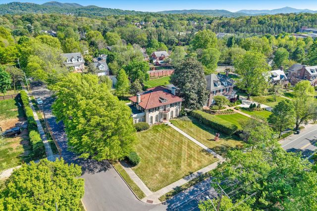 1902 Grandin RD, Roanoke, VA 24015