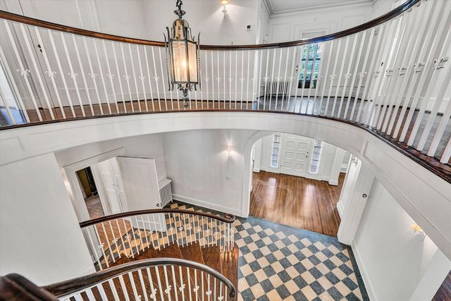 1902 Grandin RD, Roanoke, VA 24015