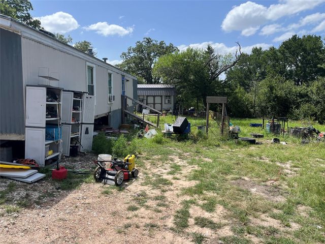 108 Live Oak Path, Somerville, TX 77879