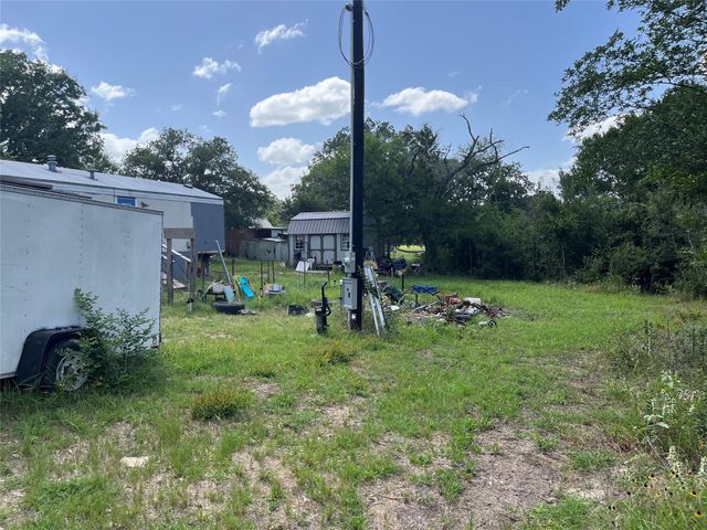 108 Live Oak Path, Somerville, TX 77879