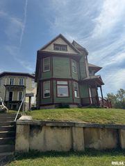 603 LECLAIRE Street, Davenport, IA 52803