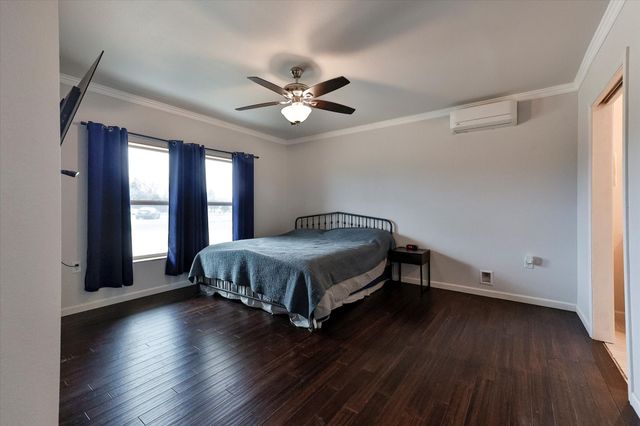 3432 Old Town Road, Whitesboro, TX 76273