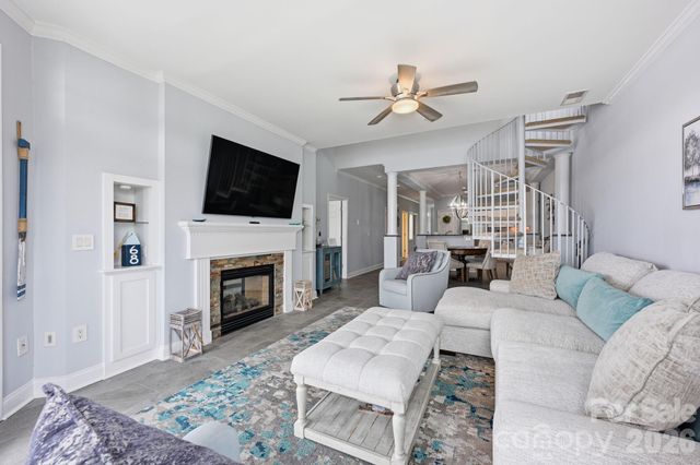 637 Williamson Road 306, Mooresville, NC 28117