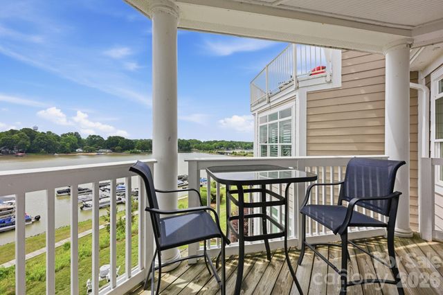 637 Williamson Road 306, Mooresville, NC 28117