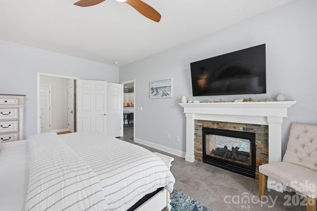 637 Williamson Road 306, Mooresville, NC 28117