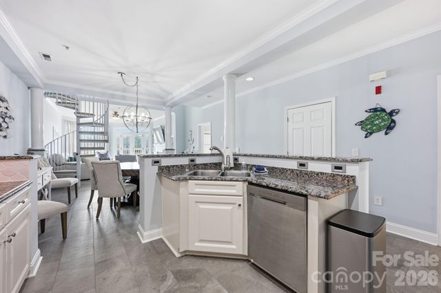 637 Williamson Road 306, Mooresville, NC 28117