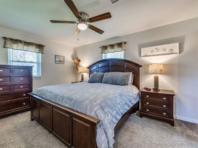 7033 E Battenfield Drive, Claremore, OK 74019