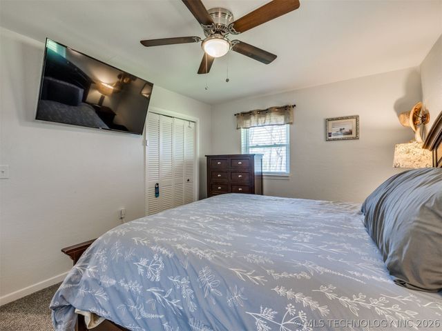 7033 E Battenfield Drive, Claremore, OK 74019