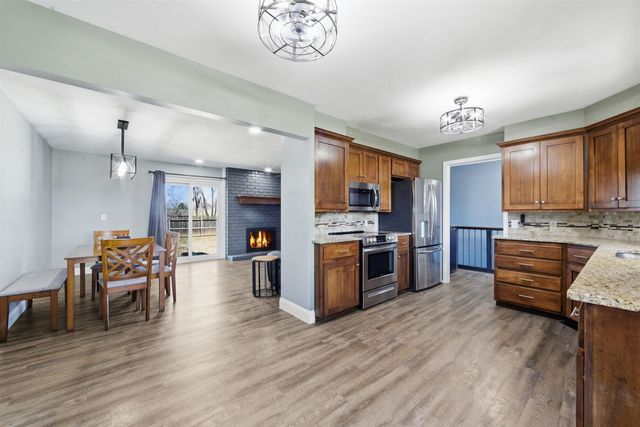 1702 E Beaumont St, Park City, KS 67219