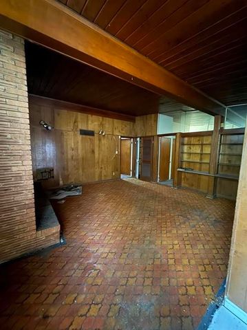 1534 E RAINES RD, Memphis, TN 38116