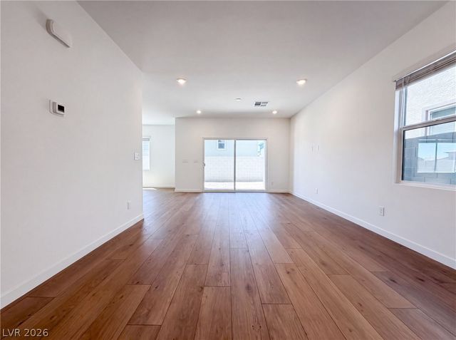 8361 West Rochelle Avenue, Las Vegas, NV 89156