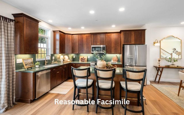 4B Dearborn Circle, Goffstown, NH 03045