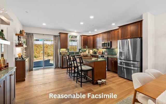 4B Dearborn Circle, Goffstown, NH 03045