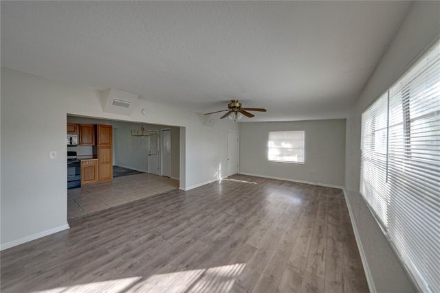 2011 9TH STREET NE, Winter Haven, FL 33881