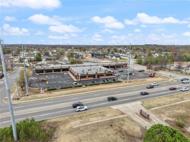 2502 SW 14th Street Suite 10, Bentonville, AR 72712