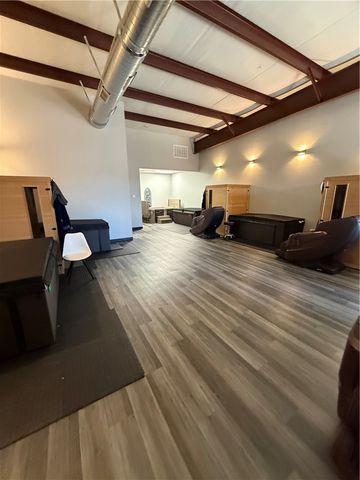 2502 SW 14th Street Suite 10, Bentonville, AR 72712