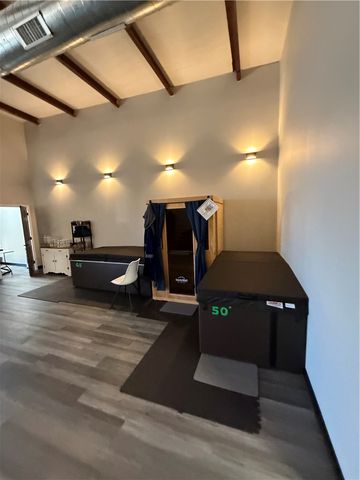 2502 SW 14th Street Suite 10, Bentonville, AR 72712