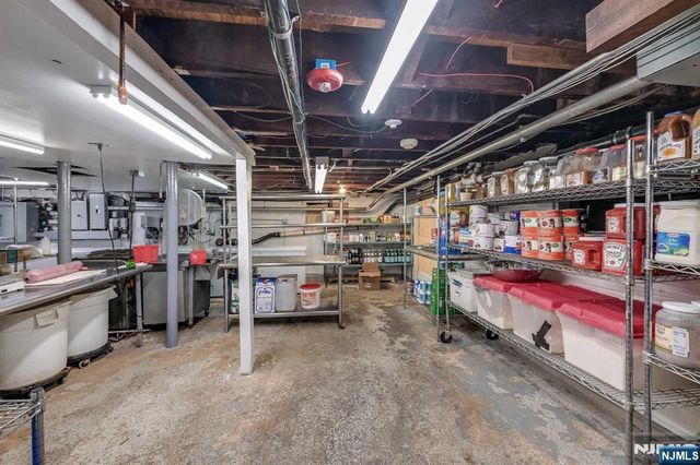 292 Passaic Avenue, Fairfield, NJ 07004