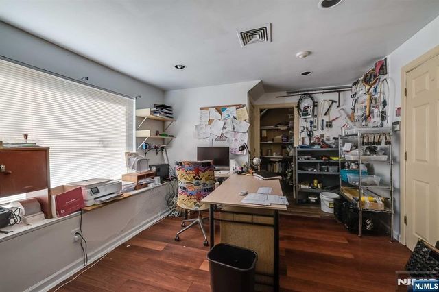 292 Passaic Avenue, Fairfield, NJ 07004