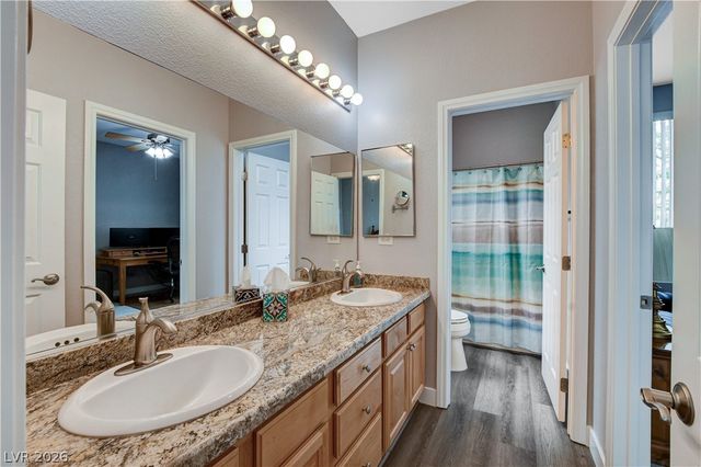 10038 Twilight Canyon Court, Las Vegas, NV 89148