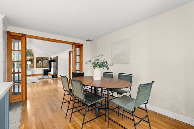 318 Mystic St, Arlington, MA 02474