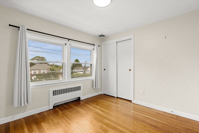 318 Mystic St, Arlington, MA 02474