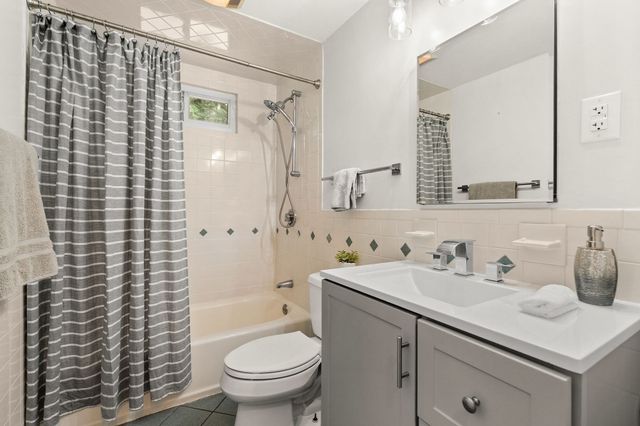 318 Mystic St, Arlington, MA 02474