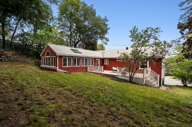 318 Mystic St, Arlington, MA 02474