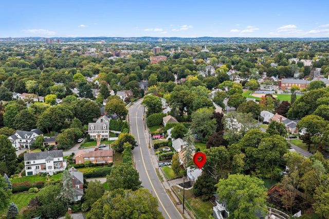 318 Mystic St, Arlington, MA 02474