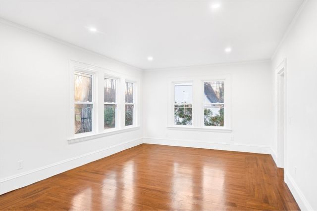 204 Lincoln St, Franklin, MA 02038