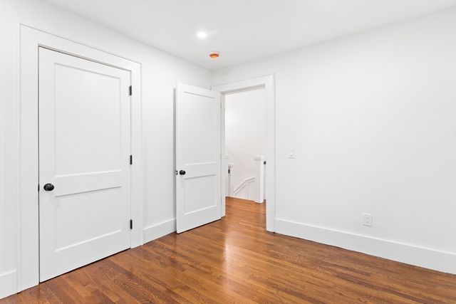 204 Lincoln St, Franklin, MA 02038