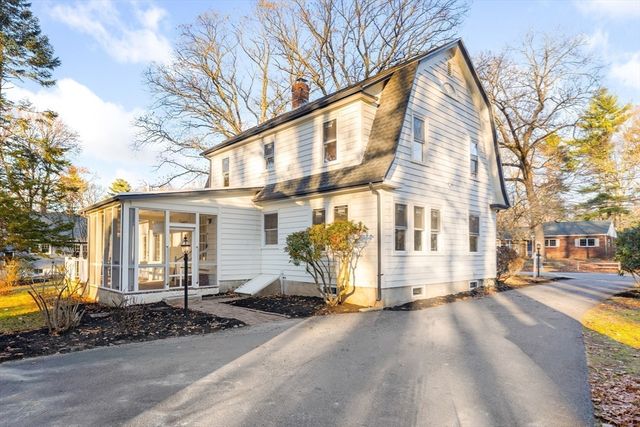 204 Lincoln St, Franklin, MA 02038