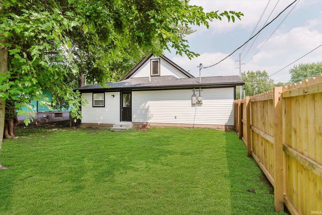 902 Rossville Avenue, Frankfort, IN 46041