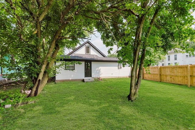 902 Rossville Avenue, Frankfort, IN 46041