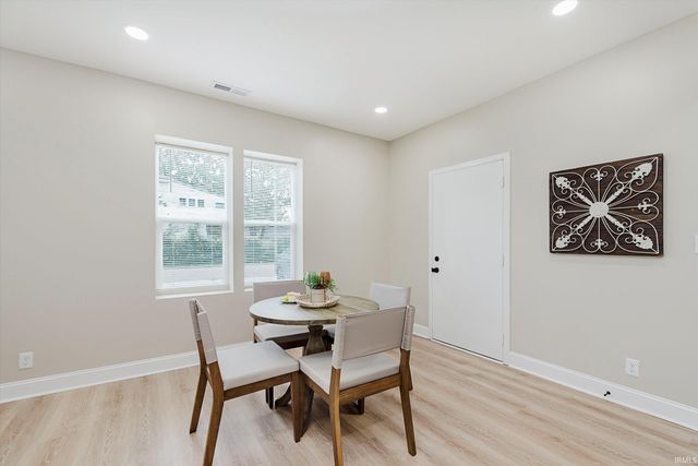 902 Rossville Avenue, Frankfort, IN 46041