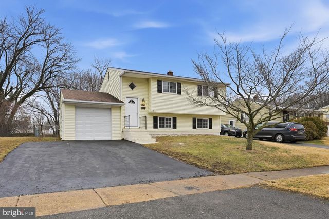22 RAINTREE, New Castle, DE 19720