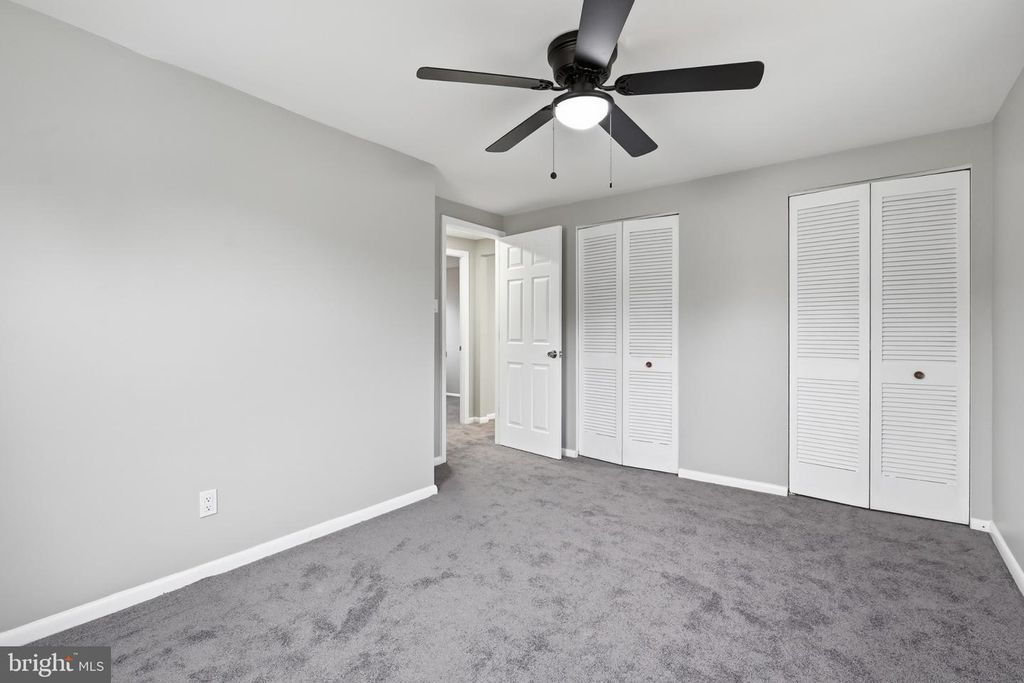 Image 21 of property listing at 22 RAINTREE, New Castle, DE 19720