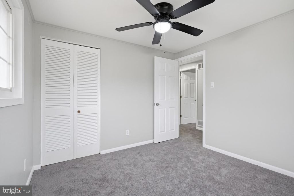 Image 23 of property listing at 22 RAINTREE, New Castle, DE 19720