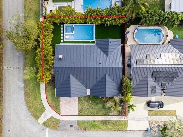 8001 SW 90th Ave, Miami, FL 33173