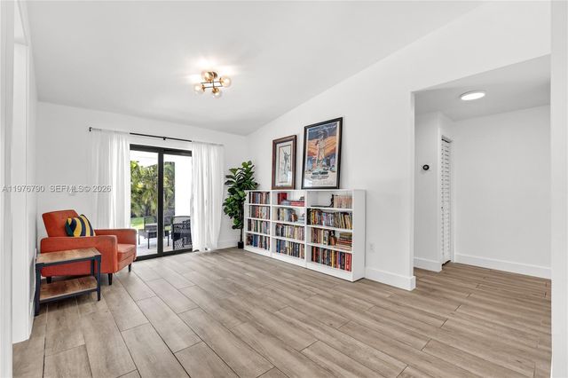 8001 SW 90th Ave, Miami, FL 33173