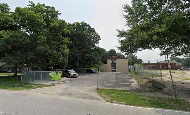 600 74th ST, Newport News, VA 23605