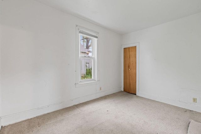 4615 10th AVENUE, Kenosha, WI 53140