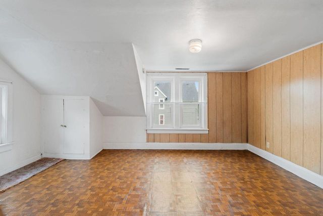 4615 10th AVENUE, Kenosha, WI 53140