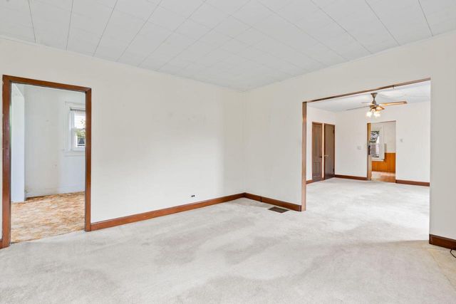 4615 10th AVENUE, Kenosha, WI 53140