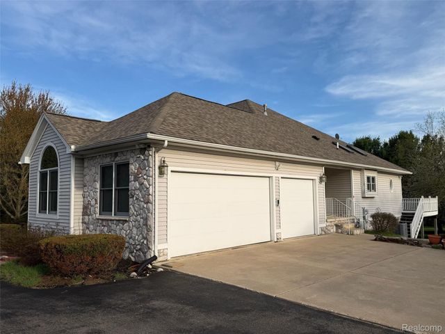 4366 Cordova Drive, York Charter Township, MI 48160